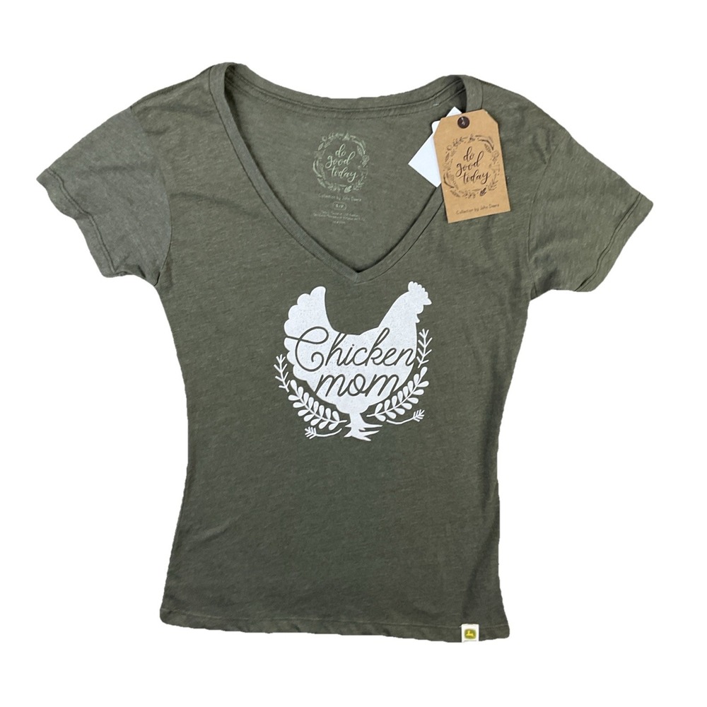 John Deere T-Shirt Womens Small Green Chicken‎ Mom Graphic V-Neck Tee NWT